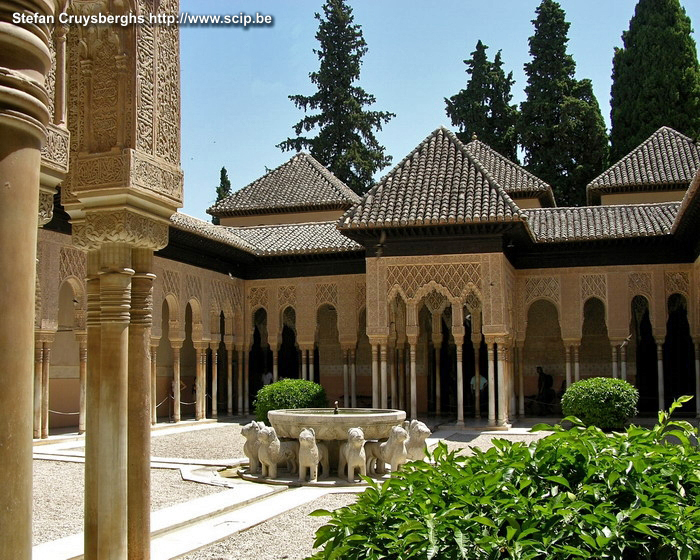 Granada - Alhambra - Patio of the Lions The Patio de los Leones was the central part of the private residence of the sultan. Stefan Cruysberghs